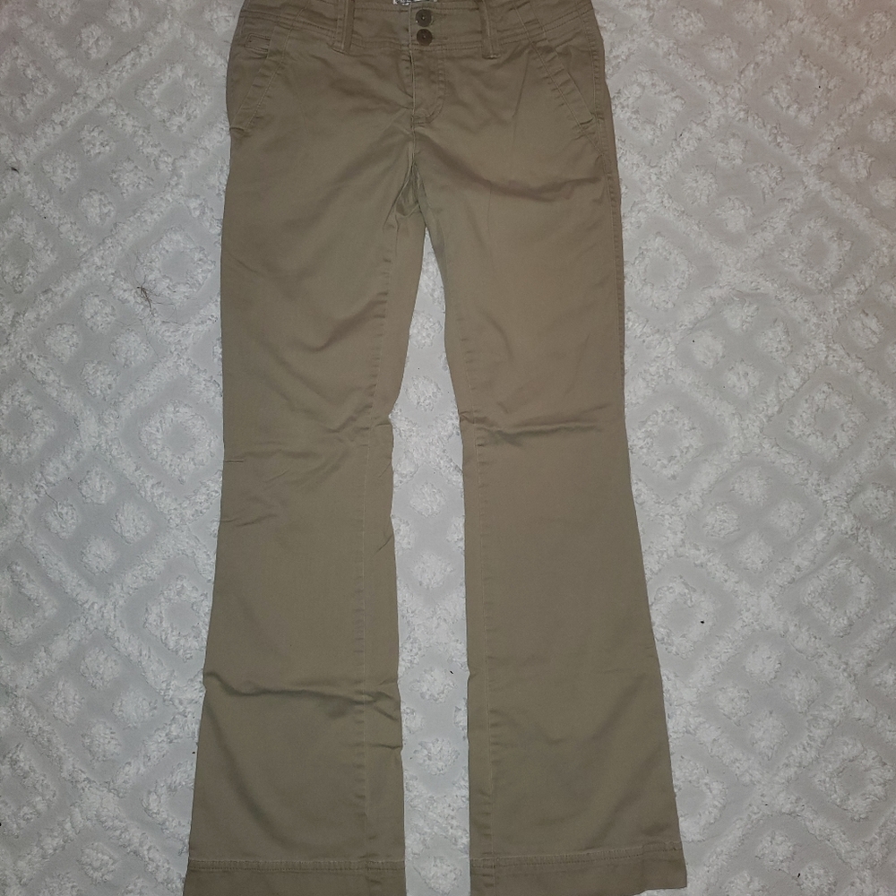 American Eagle Size 0 Bootcut Khakis